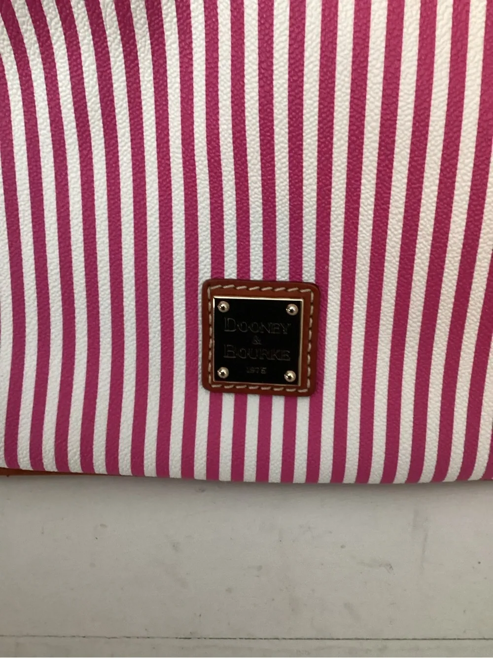 Dooney & Bourke stylish pink